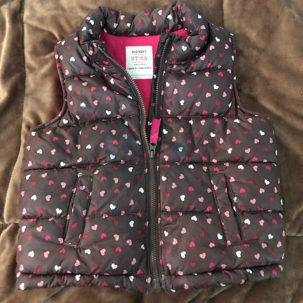 2T girls puffer vest w/ hearts